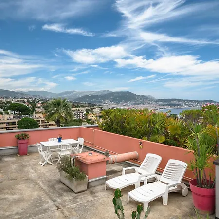 Apartment Rooftop Terrace - Sea View, Pool, Parking & A/c *