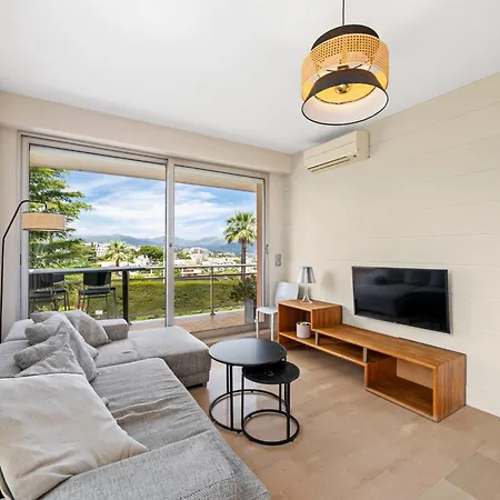 Rooftop Terrace - Sea View, Pool, Parking & A/c * Nice