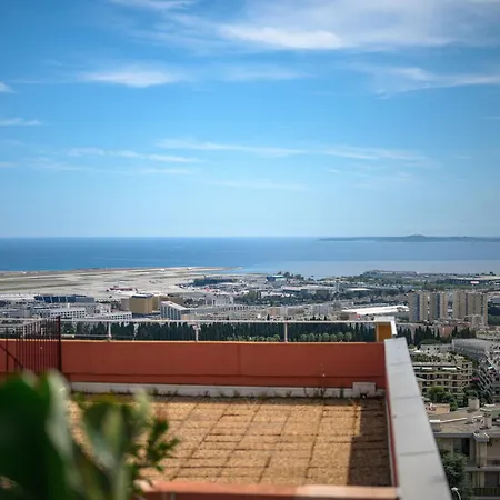 Rooftop Terrace - Sea View, Pool, Parking & A/c Διαμέρισμα *