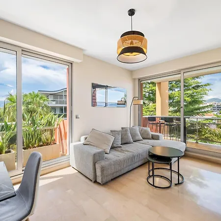 Rooftop Terrace - Sea View, Pool, Parking & A/c *