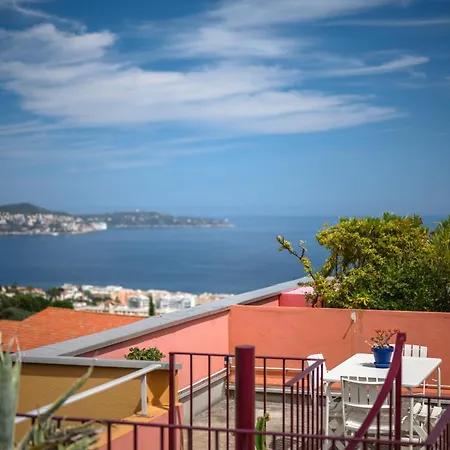Διαμέρισμα Rooftop Terrace - Sea View, Pool, Parking & A/c Νίκαια